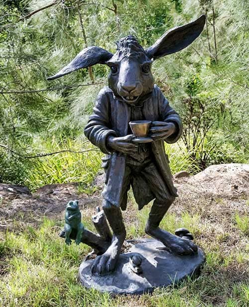 The-March-Hare-sculpture - -the-Wonderland-Collection-by-Sculptura-main