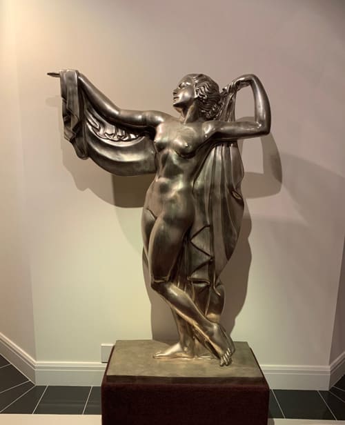 Sculptura - -Art-Deco-Lady-1930's-sculpture - -home